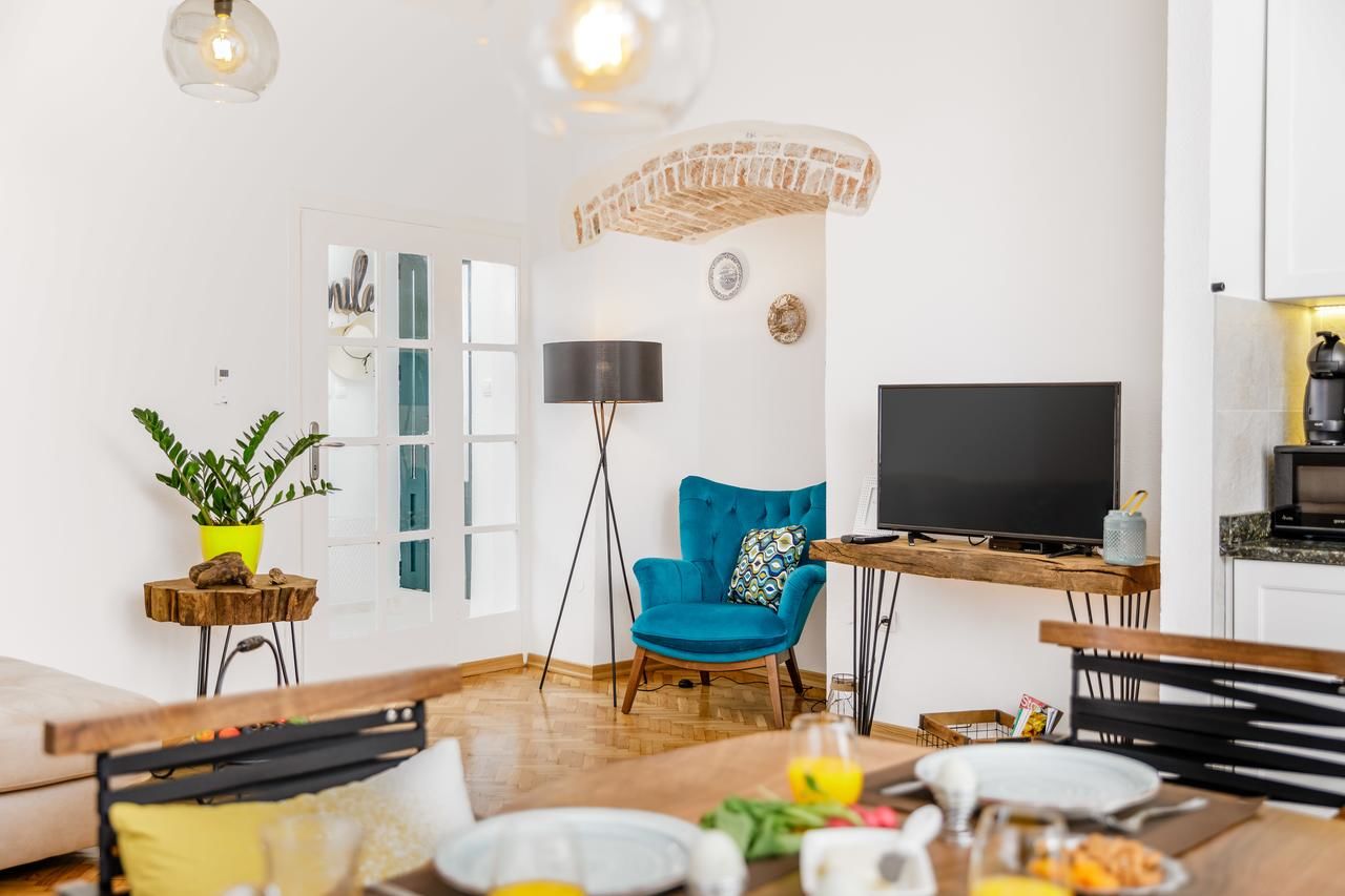 Апартаменты Three square apartment Котор-4