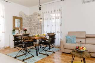 Апартаменты Three square apartment Котор Апартаменты-25